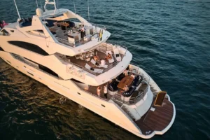 2010 Sunseeker 131 Yacht for sale dubai (16)