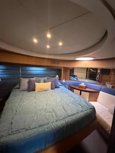 2006-pershing-90-yacht-for-sale-ibiza-15