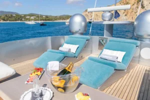 2006-pershing-90-yacht-for-sale-ibiza-7