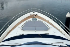 2007-fairline-squadron-78-yacht-for-sale-dubai (1)