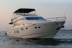 2007-fairline-squadron-78-yacht-for-sale-dubai (10)