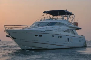 2007-fairline-squadron-78-yacht-for-sale-dubai (2)