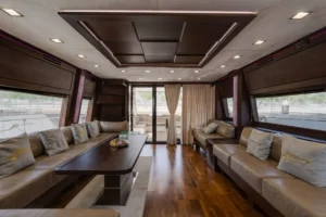 2018 Galeon 780 Chrystal yacht for sale dubai (9)