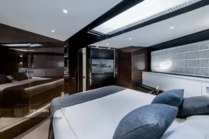 2023 Riva 82 Diva yacht for sale dubai (13)