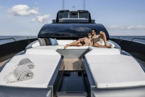 2023 Riva 82 Diva yacht for sale dubai (7)