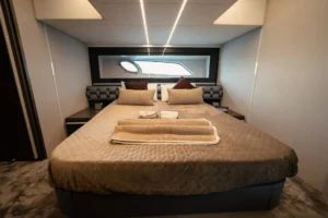 nova-65-yacht-rental-dubai_130809