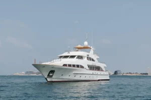2000-benetti-classic-115-for-sale-in-dubai-1