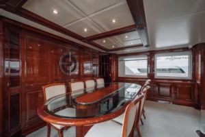 2000-benetti-classic-115-for-sale-in-dubai-11