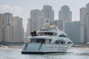 2000-benetti-classic-115-for-sale-in-dubai-3