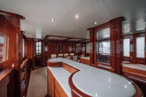 2000-benetti-classic-115-for-sale-in-dubai-9