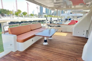 2003-benetti-100-tradition-for-sale-in-dubai-16