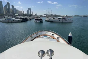 2003-benetti-100-tradition-for-sale-in-dubai-24