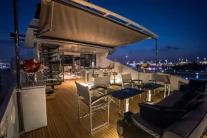 2004-baglietto-ischia-105-for-sale-in-dubai-10