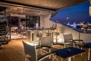 2004-baglietto-ischia-105-for-sale-in-dubai-9