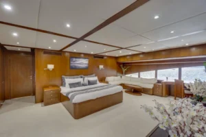 2007-custom-40m-motor-yacht-for-sale-in-the-mediterranean-interior-13