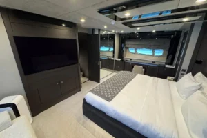 2009-sunseeker-predator-84-18