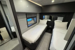 2009-sunseeker-predator-84-31