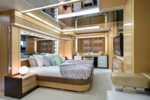 2010-Baia-100-yacht-for-sale-dubai (16)