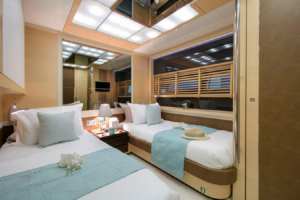 2010-Baia-100-yacht-for-sale-dubai (19)
