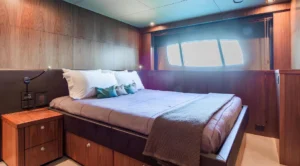 2014 Sunseeker 131 Deseo yacht for sale-16