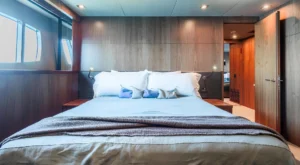 2014 Sunseeker 131 Deseo yacht for sale-25