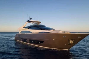 2015-riva-92-duchessa-for-sale-dubai-1