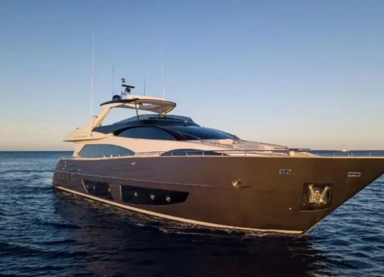 2015 riva 92 duchessa for sale dubai 1
