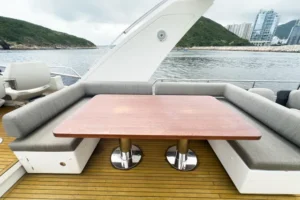 2017-azimut-66-yacht-for-sale-in-hong-kong-14