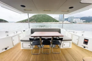 2017-azimut-66-yacht-for-sale-in-hong-kong-18