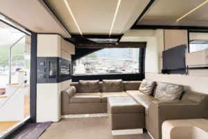 2017-azimut-66-yacht-for-sale-in-hong-kong-23