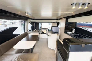 2017-azimut-66-yacht-for-sale-in-hong-kong-27