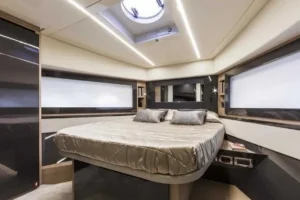 2018-pershing-70-for-sale-in-dubai-11