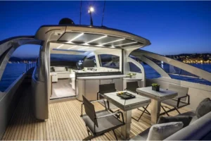 2018-pershing-70-for-sale-in-dubai-3