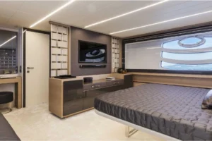 2018-pershing-70-for-sale-in-dubai-9