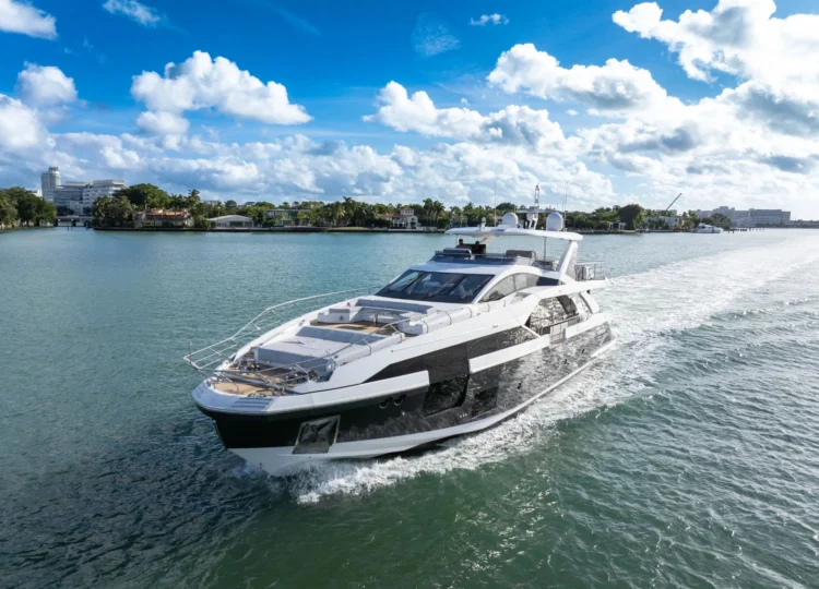 2019 Azimut Grande 27M yacht for sale 8