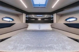 2020-pershing-8x-for-sale-in-dubai-14