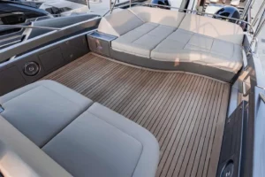 2020-pershing-8x-for-sale-in-dubai-16