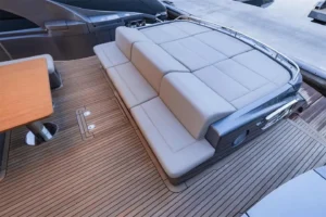 2020-pershing-8x-for-sale-in-dubai-4