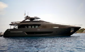 2021-riva-90-argo-yacht-for-sale-18