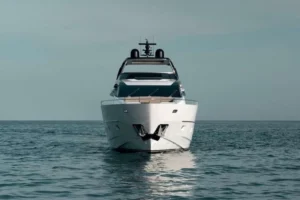 2022-sanlorenzo-sl86-yacht-for-sale-dubai-6