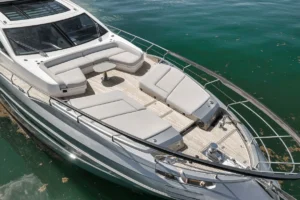 2024-azimut-s8-yacht-for-sale-in-miami (1)