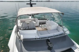 2024-azimut-s8-yacht-for-sale-in-miami (2)