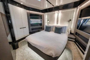 2024-azimut-s8-yacht-for-sale-in-miami (34)