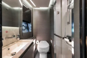 2024-azimut-s8-yacht-for-sale-in-miami (37)