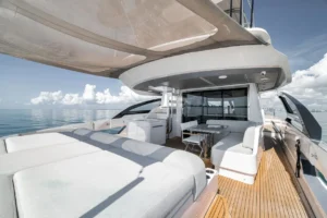2024-azimut-s8-yacht-for-sale-in-miami (55)