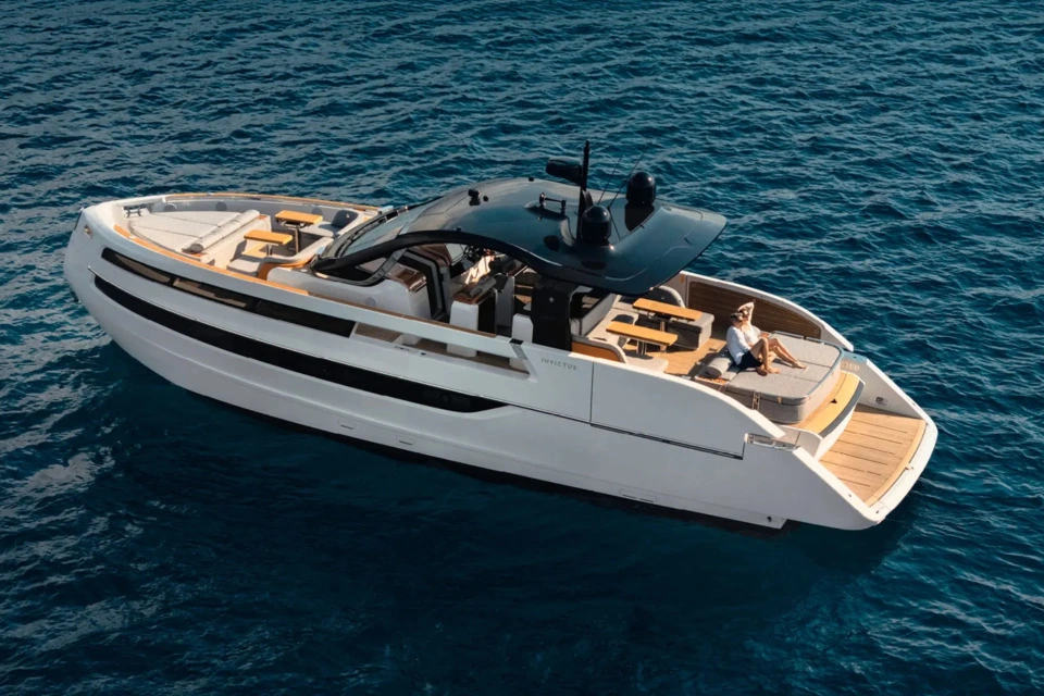 Invictus TT550