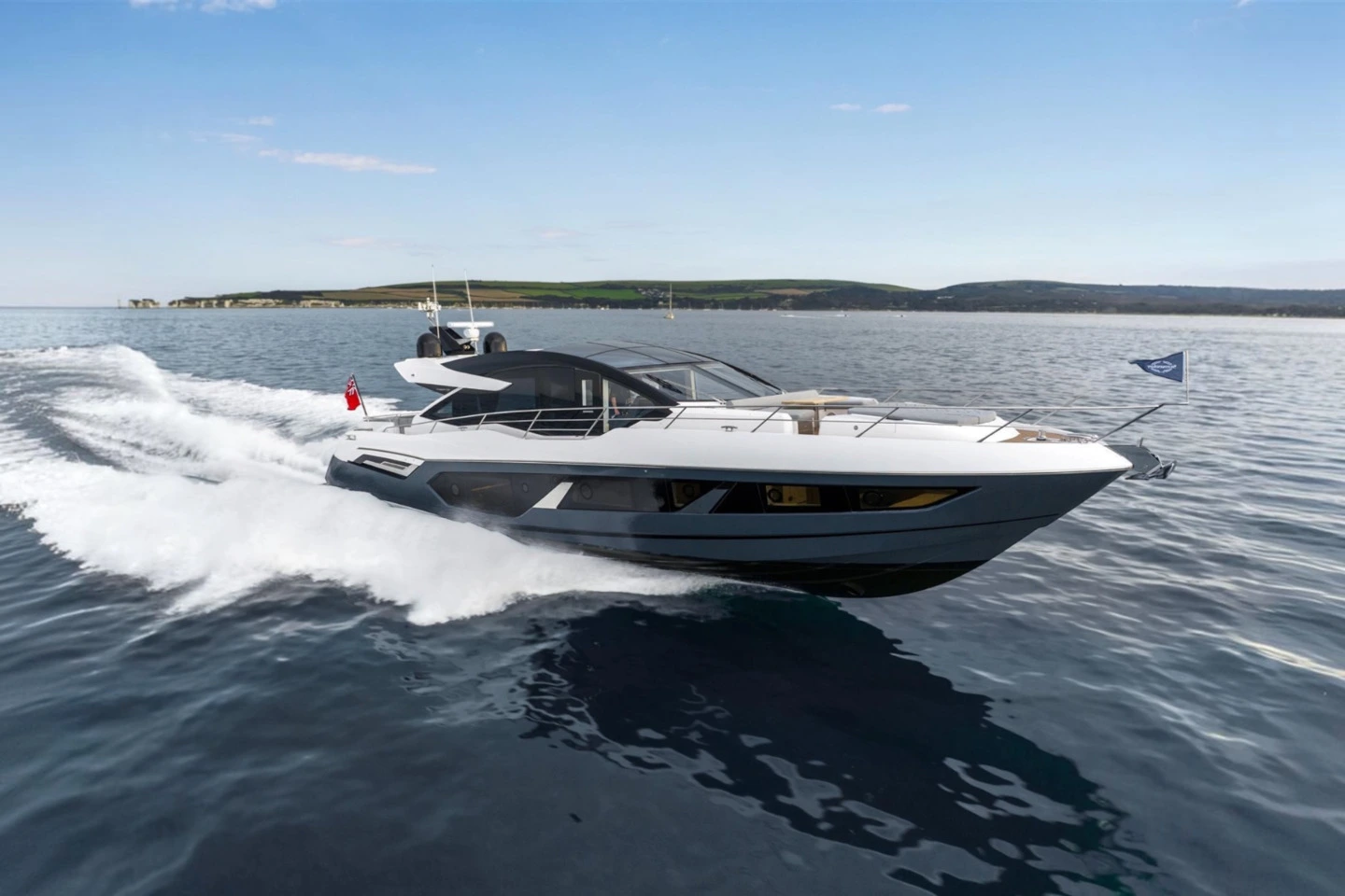 sunseeker predator 75