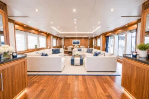 2014-sunseeker-131-marin-for-sale-fort-lauderdale-3
