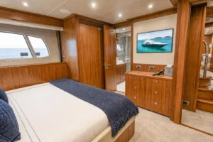2014-sunseeker-131-marin-for-sale-fort-lauderdale-30