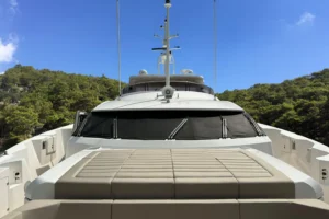 2020-sunseeker-131-yacht-for-sale-hong-kong-19